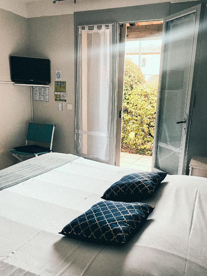 Auberge Des Pins Туррет Экстерьер фото