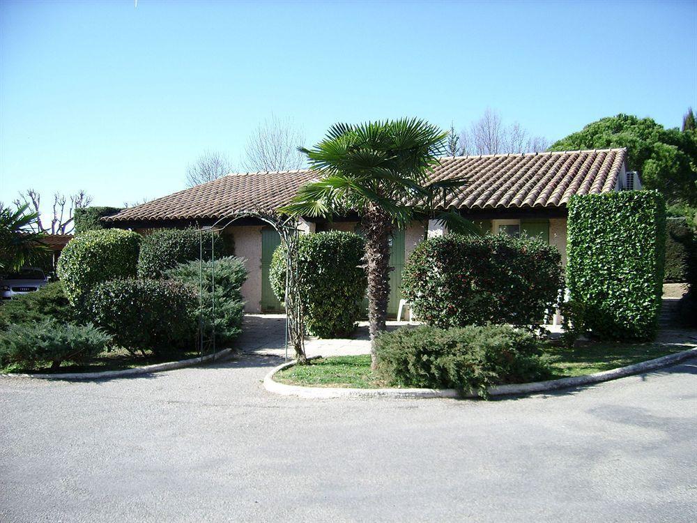 Auberge Des Pins Туррет Экстерьер фото