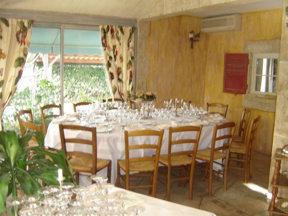 Auberge Des Pins Туррет Экстерьер фото