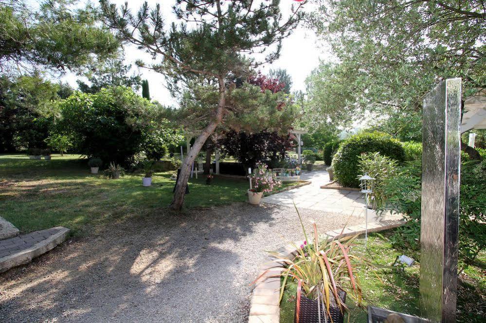 Auberge Des Pins Туррет Экстерьер фото